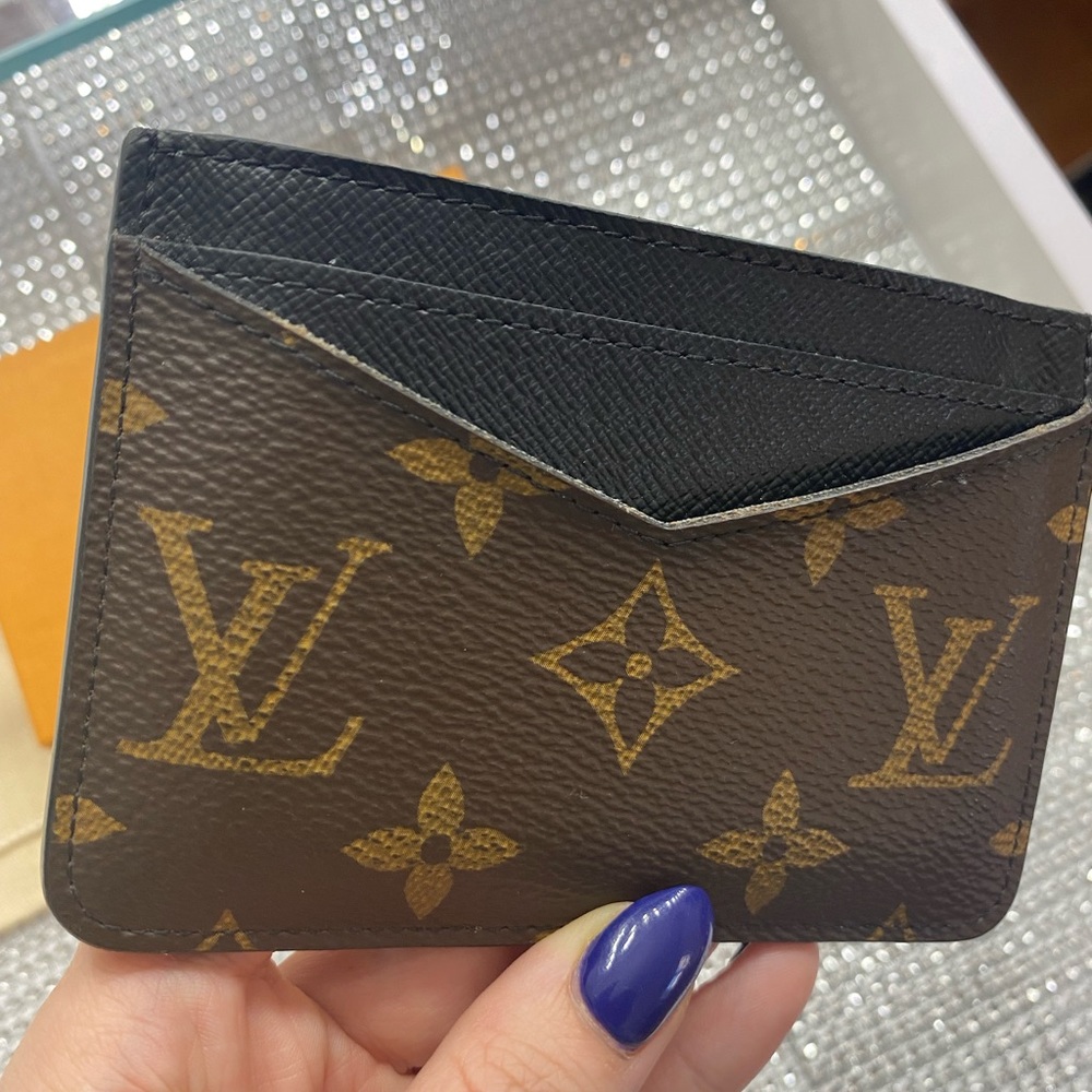 Louis Vuitton Wallet with box and dust bag